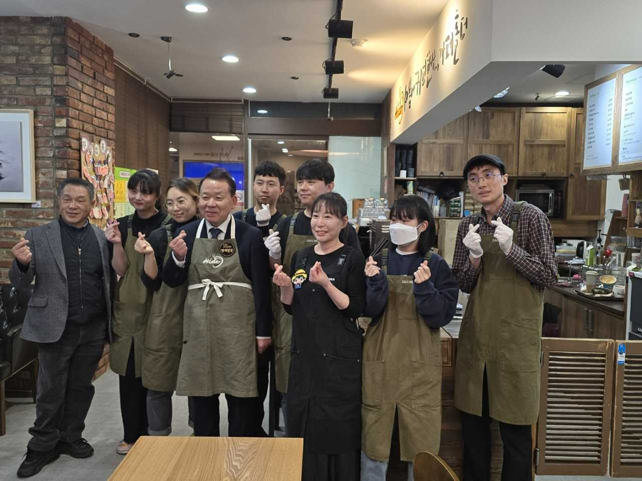 조선대학교 김이수 이사장, ‘카페홀더’ 명예점장