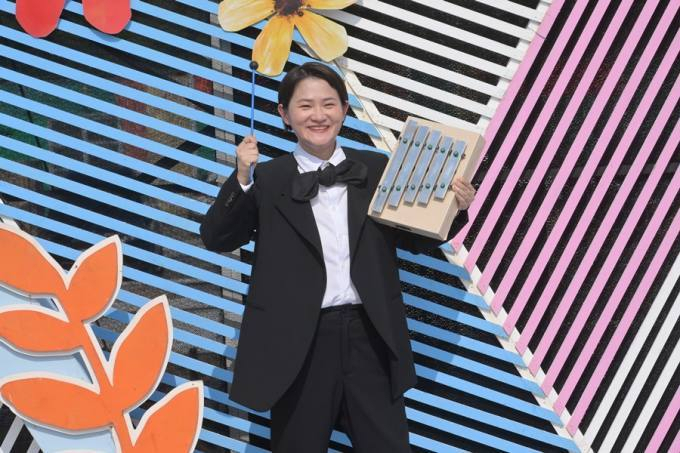 Kim Shin-young, former host of "National Singing Contest" (KBS)