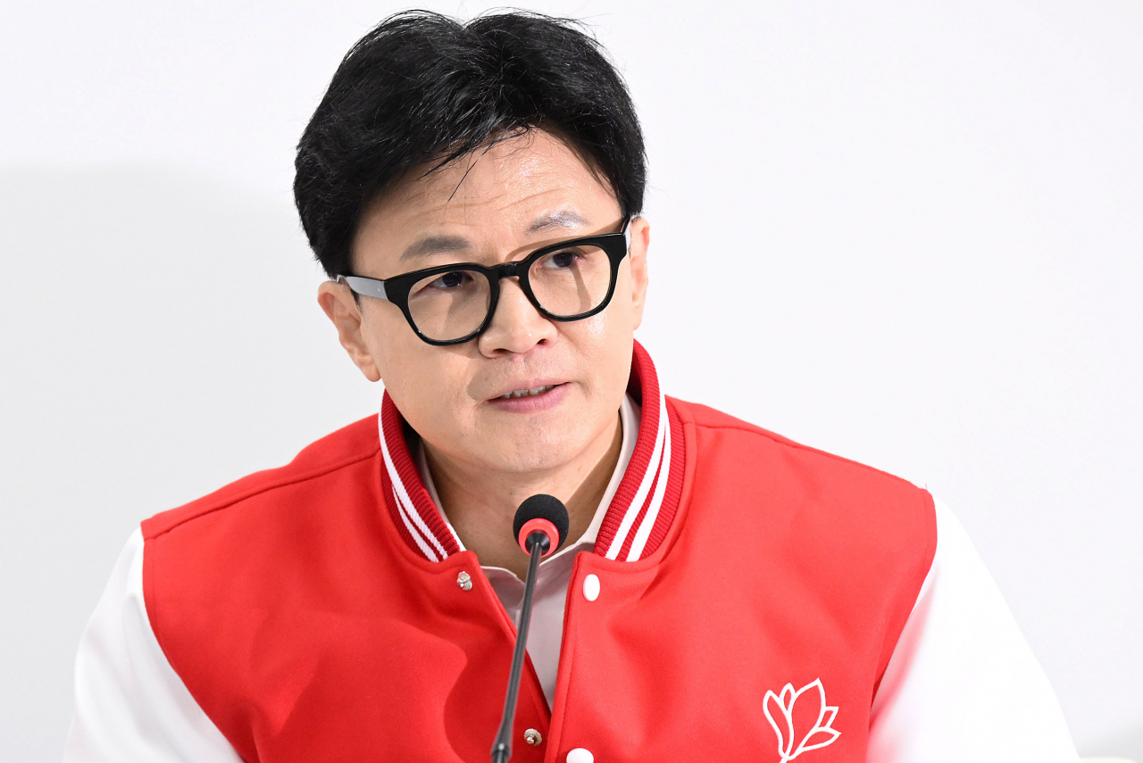 한동훈 국민의힘 비상대책위원장이 11일 오전 서울 영등포구 여의도 중앙당사에서 열린 비상대책위원회의에 참석하고 있다. 이상섭 기자