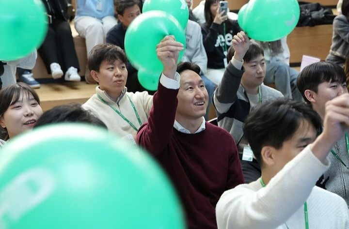 “모르는 거 주저 없이 질문합시다” 정기선이 기획한 HD현대 ‘WHY 캠페인’ [비즈360]