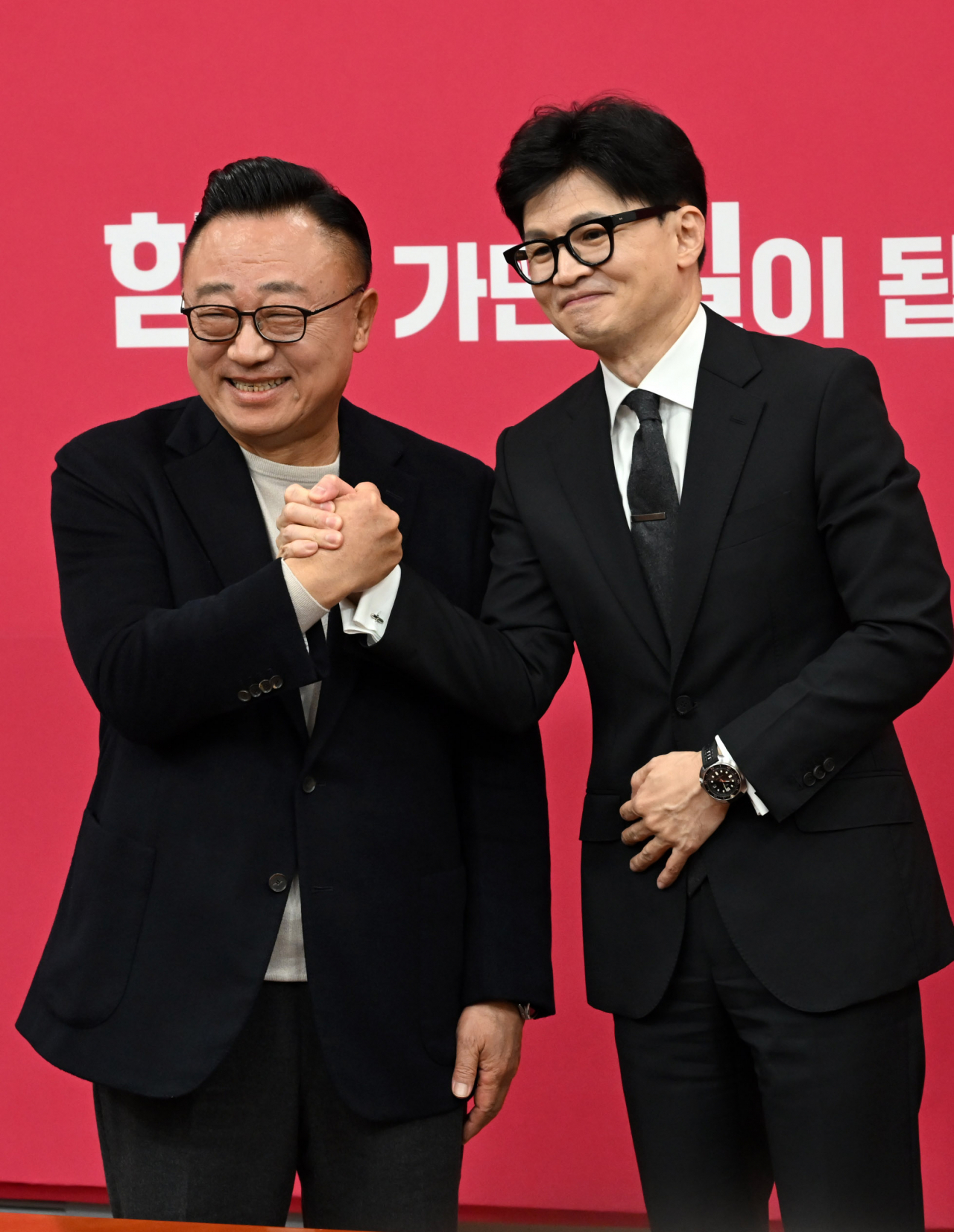 한동훈 국민의힘 비상대책위원장과 고동진 전 삼성전자 사장. 이상섭 기자