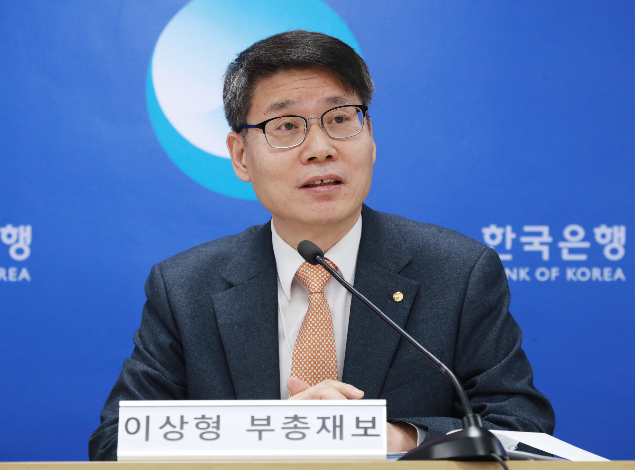 이상형 한국은행 부총재보가 14일 서울 중구 한국은행에서 열린 통화신용정책보고서(2024년 3월) 설명회에서 발언하고 있다. [연합]