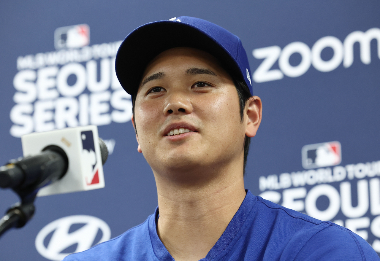 2024 MLB 월드투어 서울 시리즈를 앞둔 16일 오후 서울 고척스카이돔에서 로스앤젤레스 다저스 오타니 쇼헤이가 기자회견을 하고 있다. [연합]