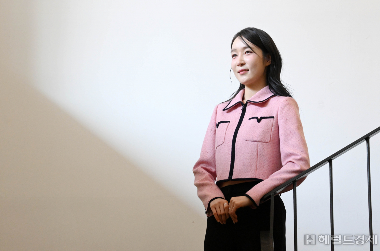 트로트 가수 지나유가 '미스트롯3' 출연후 호소력과 가창력을 인정받아 많은 관심을 받고 있다. 이상섭 기자
