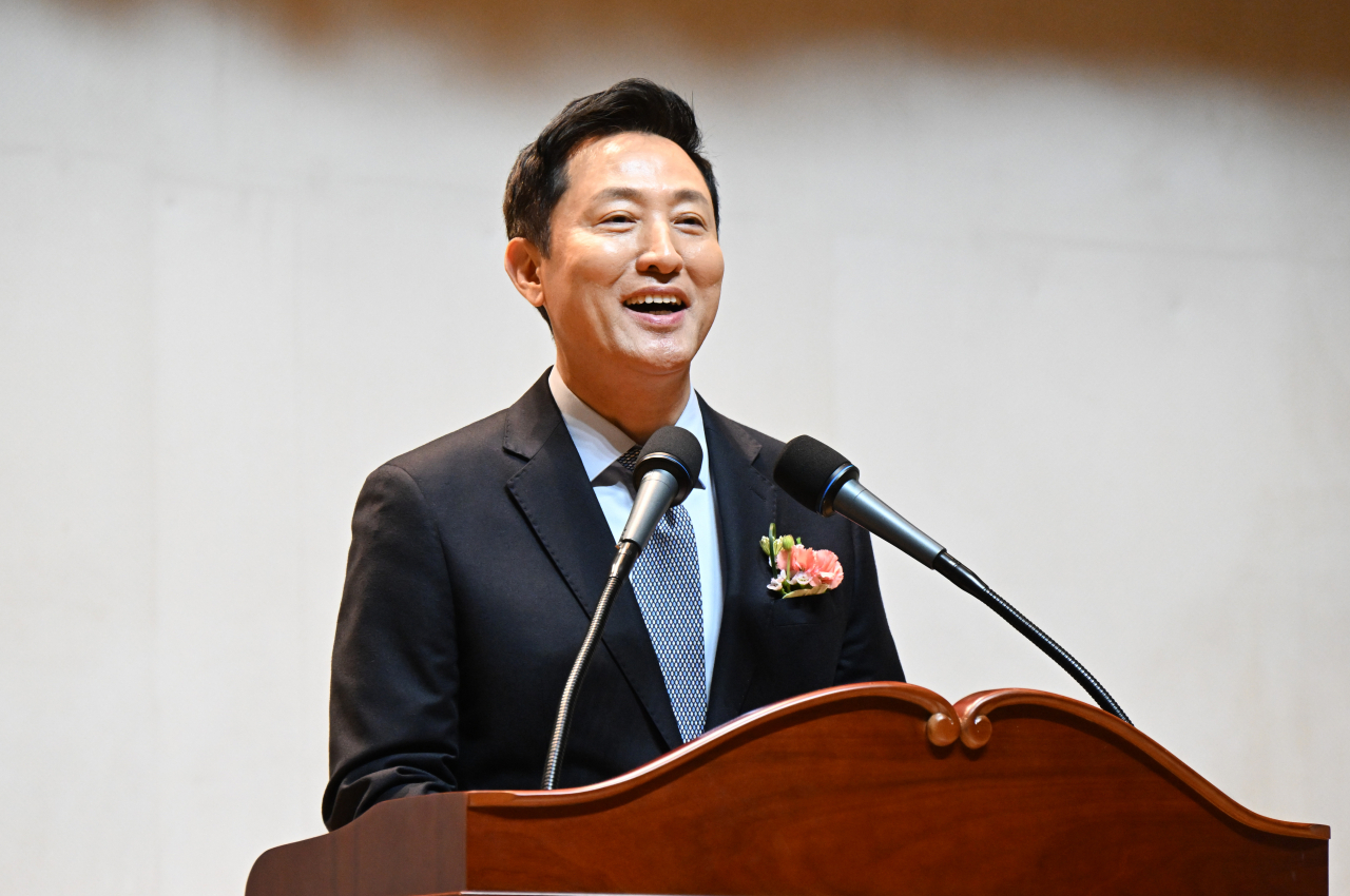 서울시는 ‘약자와의 동행’을 위한 자치구 지원사업 30개를 선정해 총 15억원을 지원한다고 21일 밝혔다. 사진은 오세훈 서울시장.[연합]