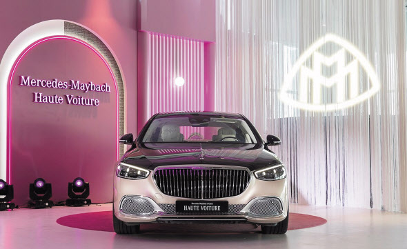 메르세데스-마이바흐 S 680 4MATIC 오뜨 부아튀르 에디션