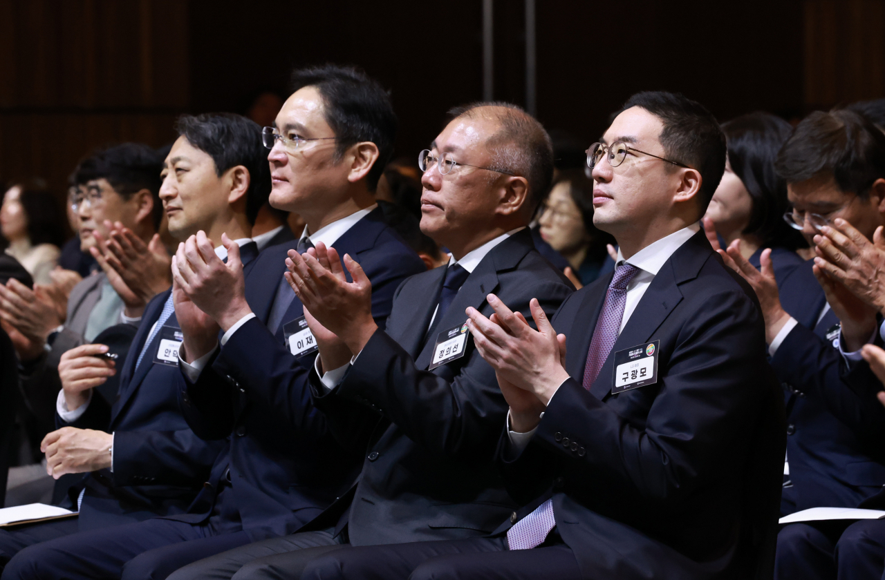 안덕근(왼쪽부터) 산업부 장관, 이재용 삼성전자 회장, 정의선 현대차 회장, 구광모 LG그룹 회장 등 주요 총수들. [연합]