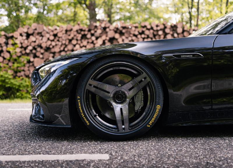 콘티넨탈의 초고성능 타이어 ‘스포트콘택트7’. [콘티넨탈 제공]