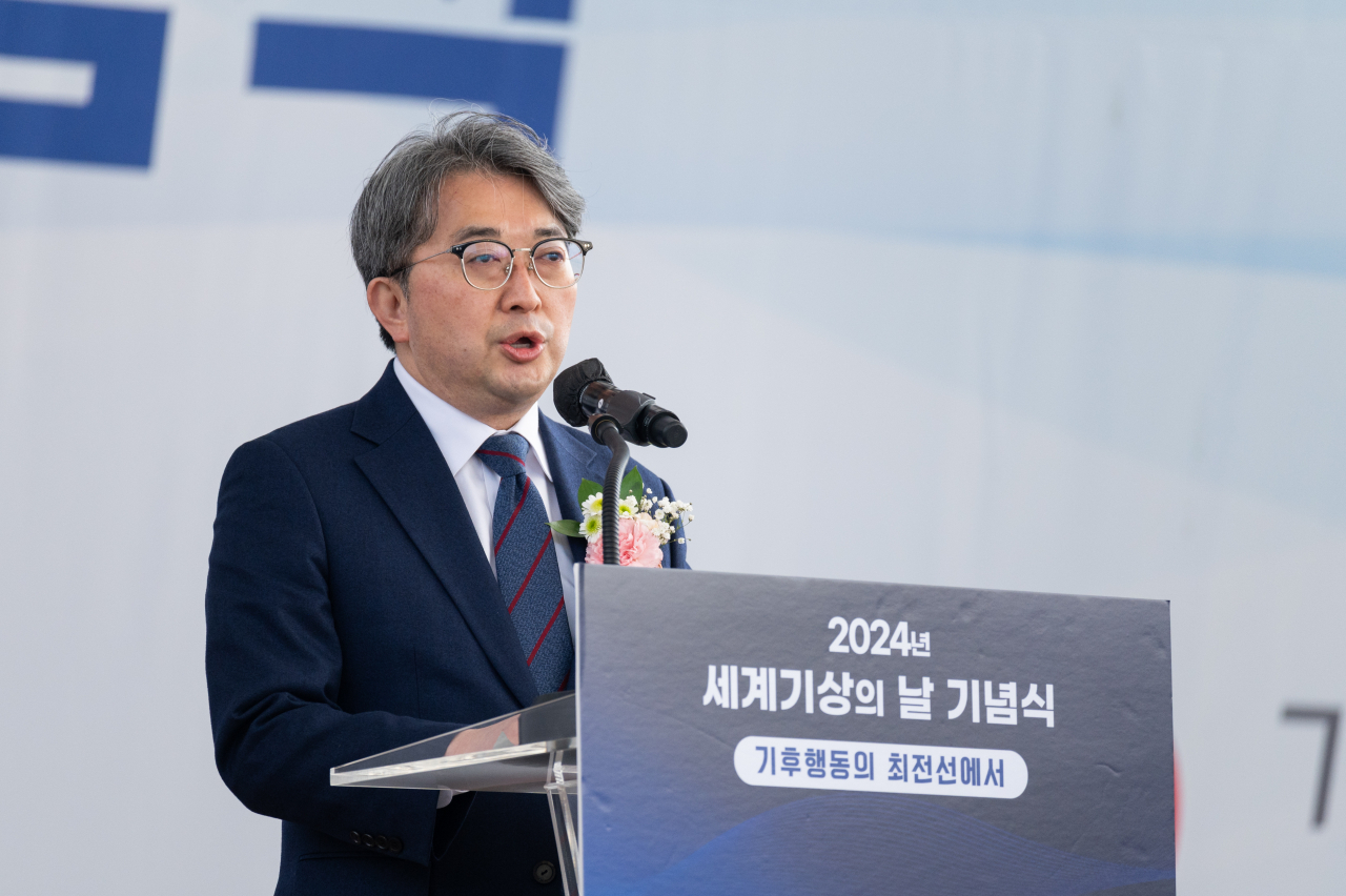 유희동 기상청장이 21일 대전엑스포시민광장에서 열린 2024년 세계 기상의 날 기념식에서 기념사를 하고 있다.[기상청 제공]