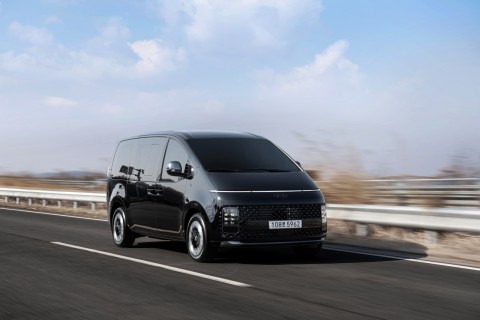 Hyundai Staria hybrid presents standard of multi-purpose vehicle