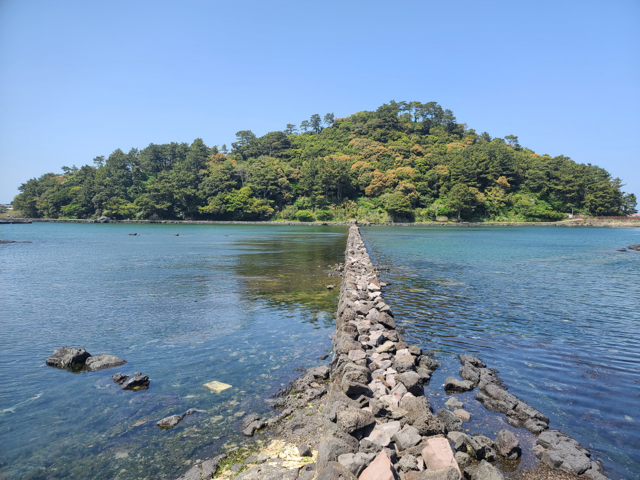 제주 오조해변 식산봉