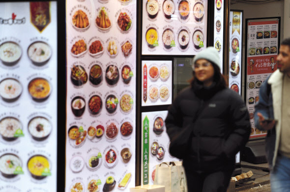 내수부진에 ‘먹고 바르는’ 품목 감소세