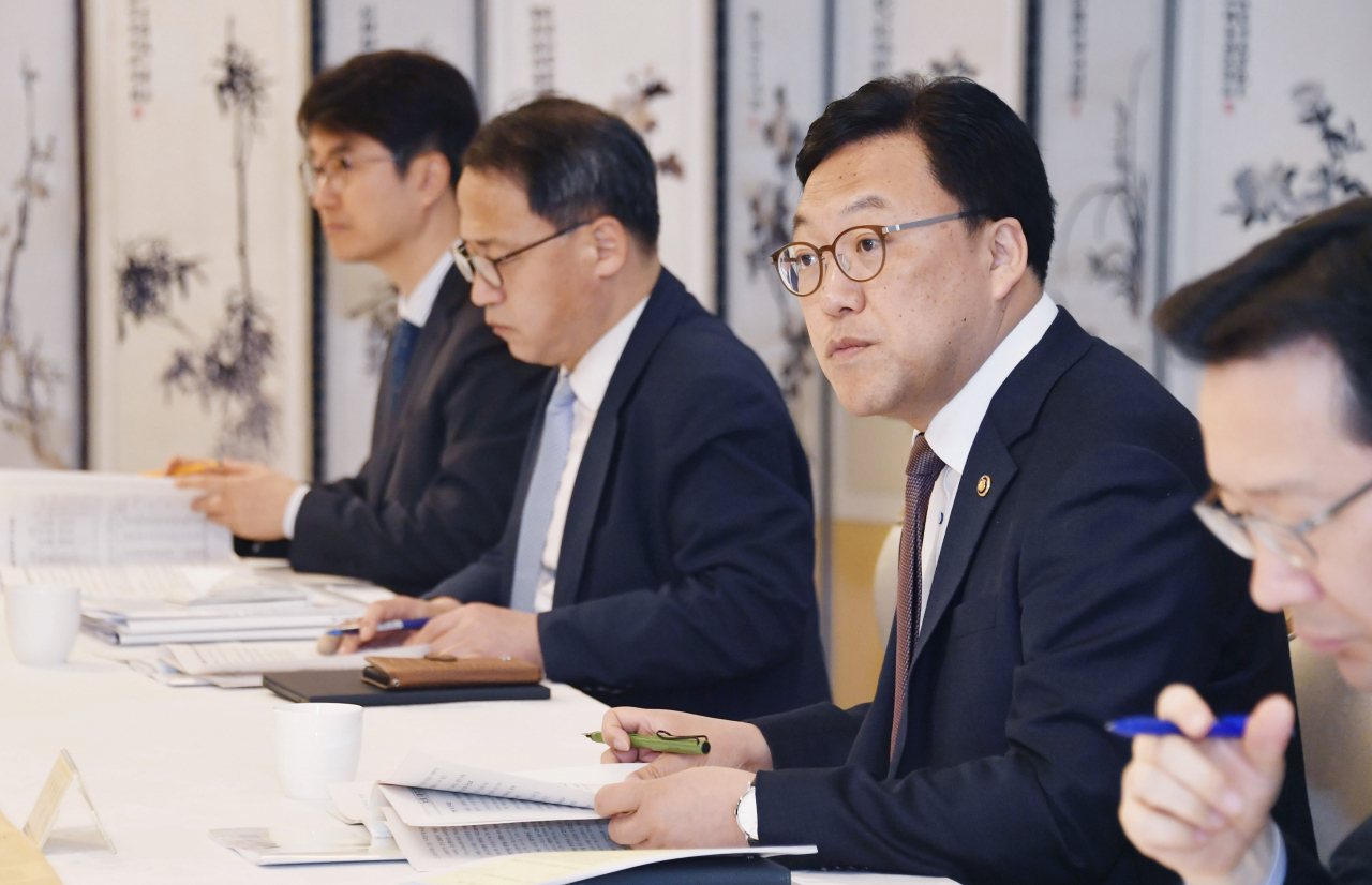 김병환 기획재정부 차관이 29일 오전 서울 종로구 정부서울청사에서 열린 '제15차 물가관계차관회의'를 주재, 모두발언을 하고 있다. [기획재정부]