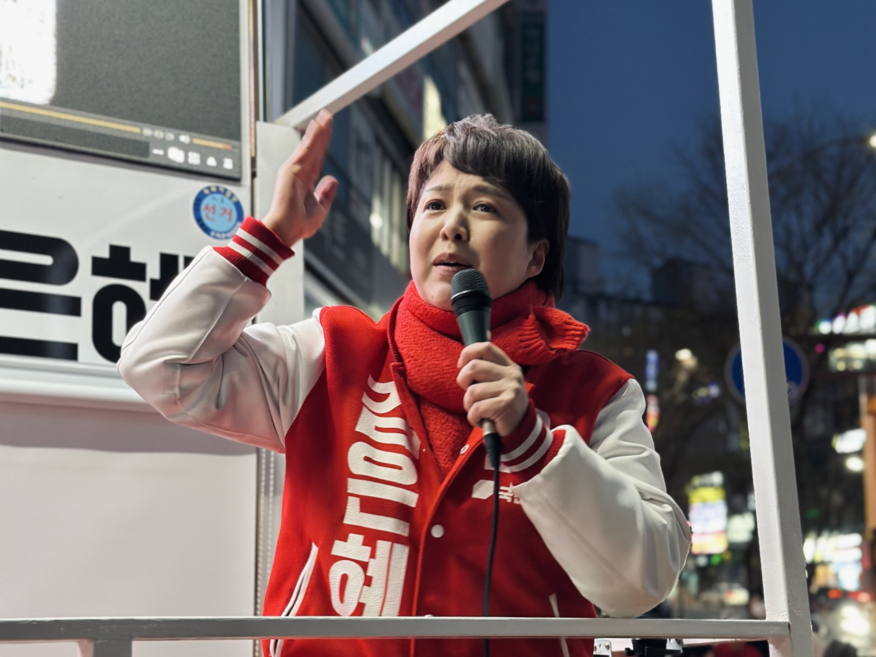 ‘무박 72시간’ 선거 운동 나선 김은혜 “분당을 위해 서서 죽겠다”