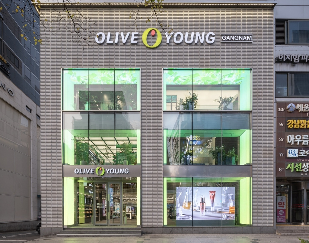 CJ올리브영 강남타운점 [CJ올리브영 자료]