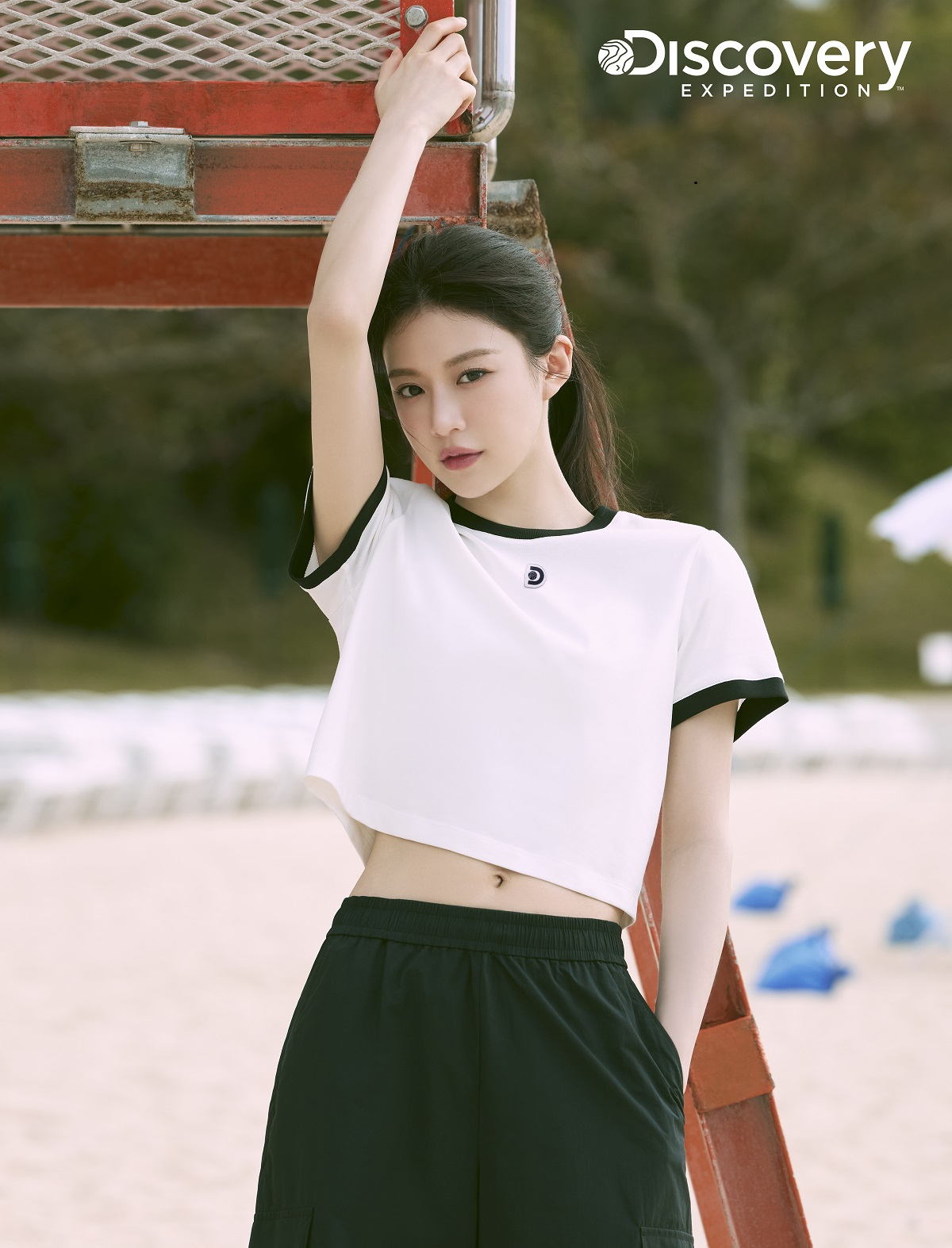 배우 고윤정 씨가 참여한 디스커버리 익스페디션 화보. [F&F 제공]