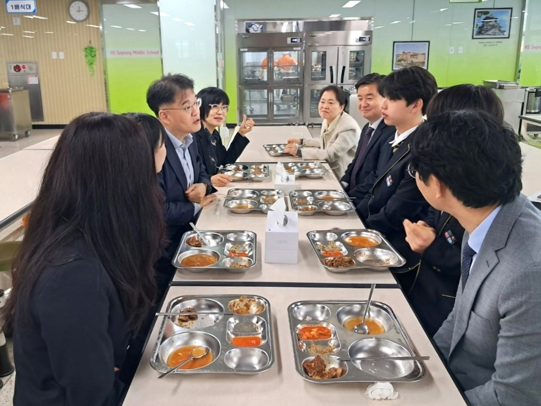 경기도교육청, 자율선택급식 실천학교 방문