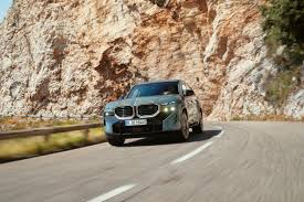 BMW가 하이브리드 차량으로 판매를 시작한 뉴XM. [BMW코리아 제공]