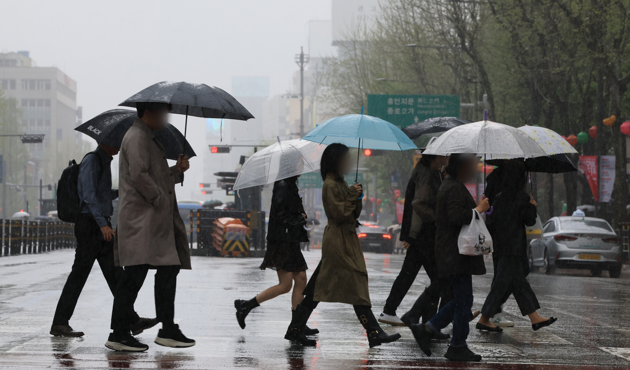 오전~낮까지 전국 곳곳 비…황사로 곳곳 미세먼지 '나쁨'