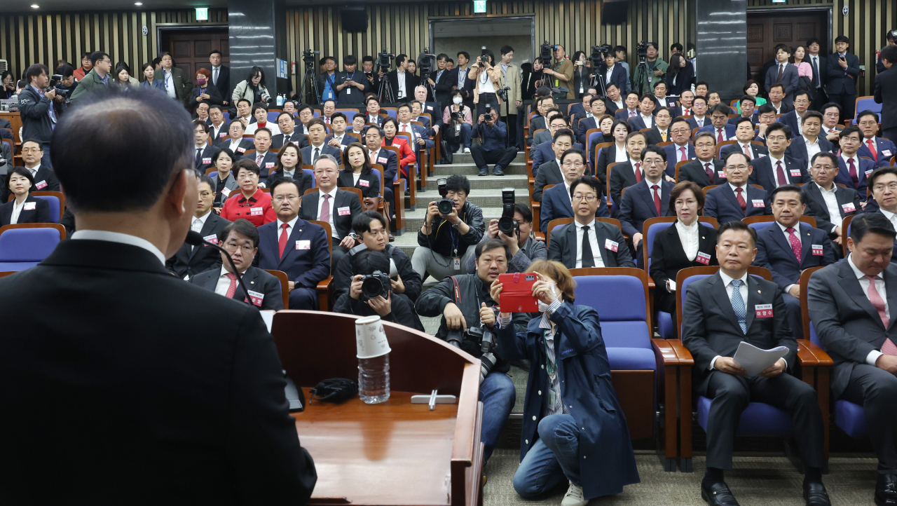 與 비대위원장 윤재옥 유력-원내대표 김도읍·추경호 거론…또 영남 쏠림? [이런정치]