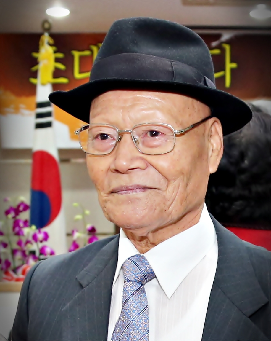 ‘2024년 장흥군민의 상’ 수상자에 이문갑 씨 선정 - 헤럴드경제