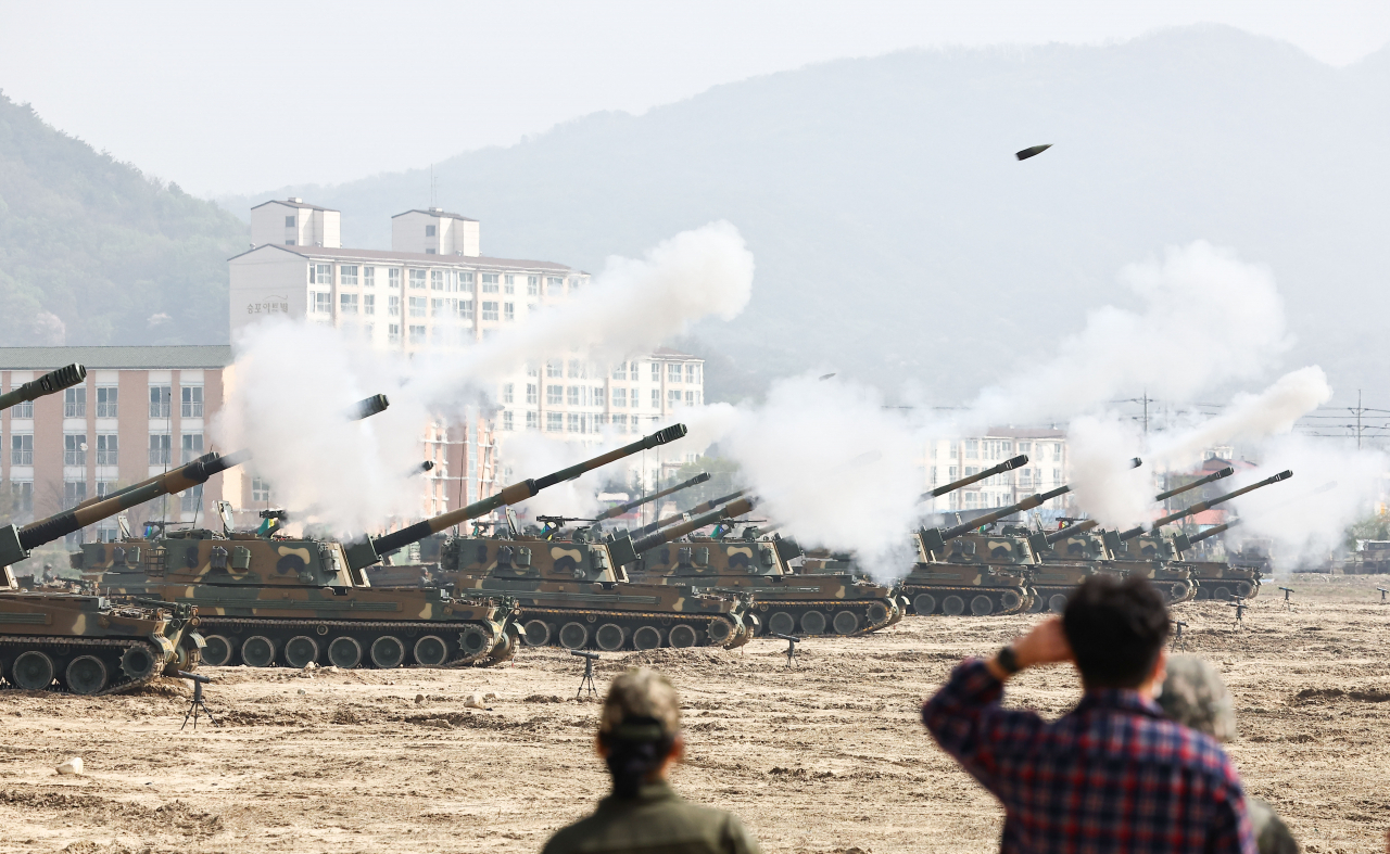 ‘3차대전’이란 말이 너무 쉽게 언급되는 시대…돈은 ‘공포’를 향해 흘렀다 [신동윤의 투자,지정학]