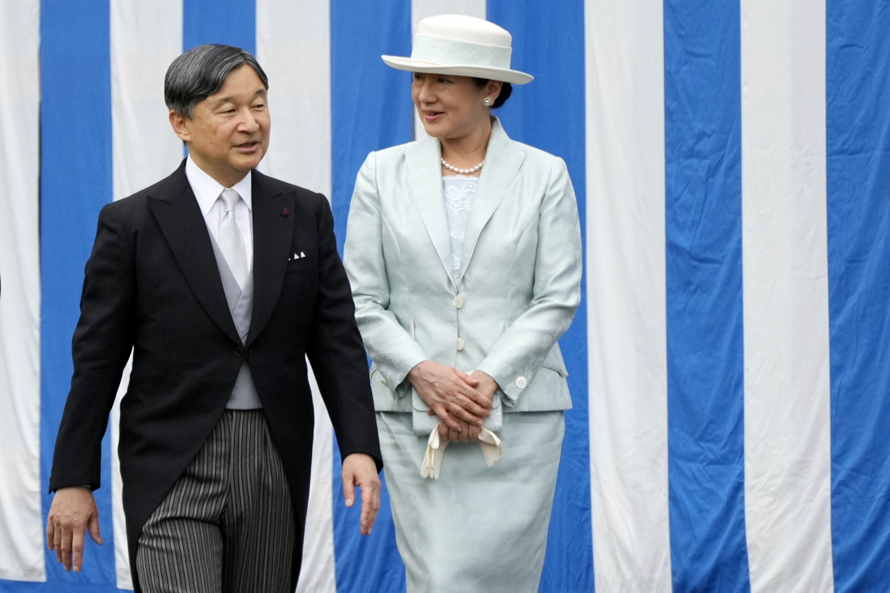 나루히토 일왕 내외 [AP]