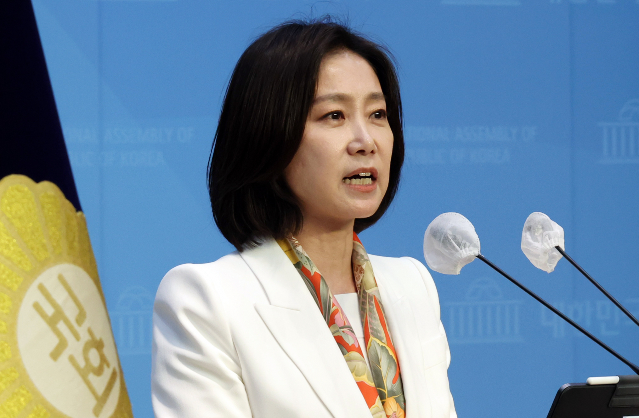 허은아 개혁신당 수석대변인이 29일 국회에서 당 대표 후보 출마 선언 기자회견을 하고 있다. [연합]