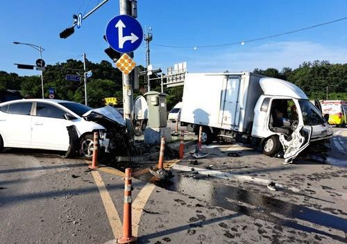 1년여 전 광터교차로 충돌사고. [연합뉴스]
