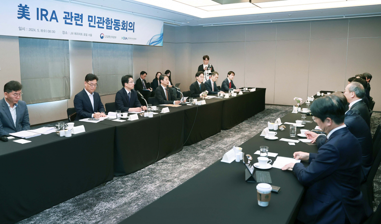 안덕근 산업통상자원부 장관이 8일 서울 강남구 JW메리어트호텔에서 열린 ‘미국 인플레이션감축법(IRA) 관련 민관합동회의’에서 모두발언을 하고 있다. [산업통상자원부 제공]