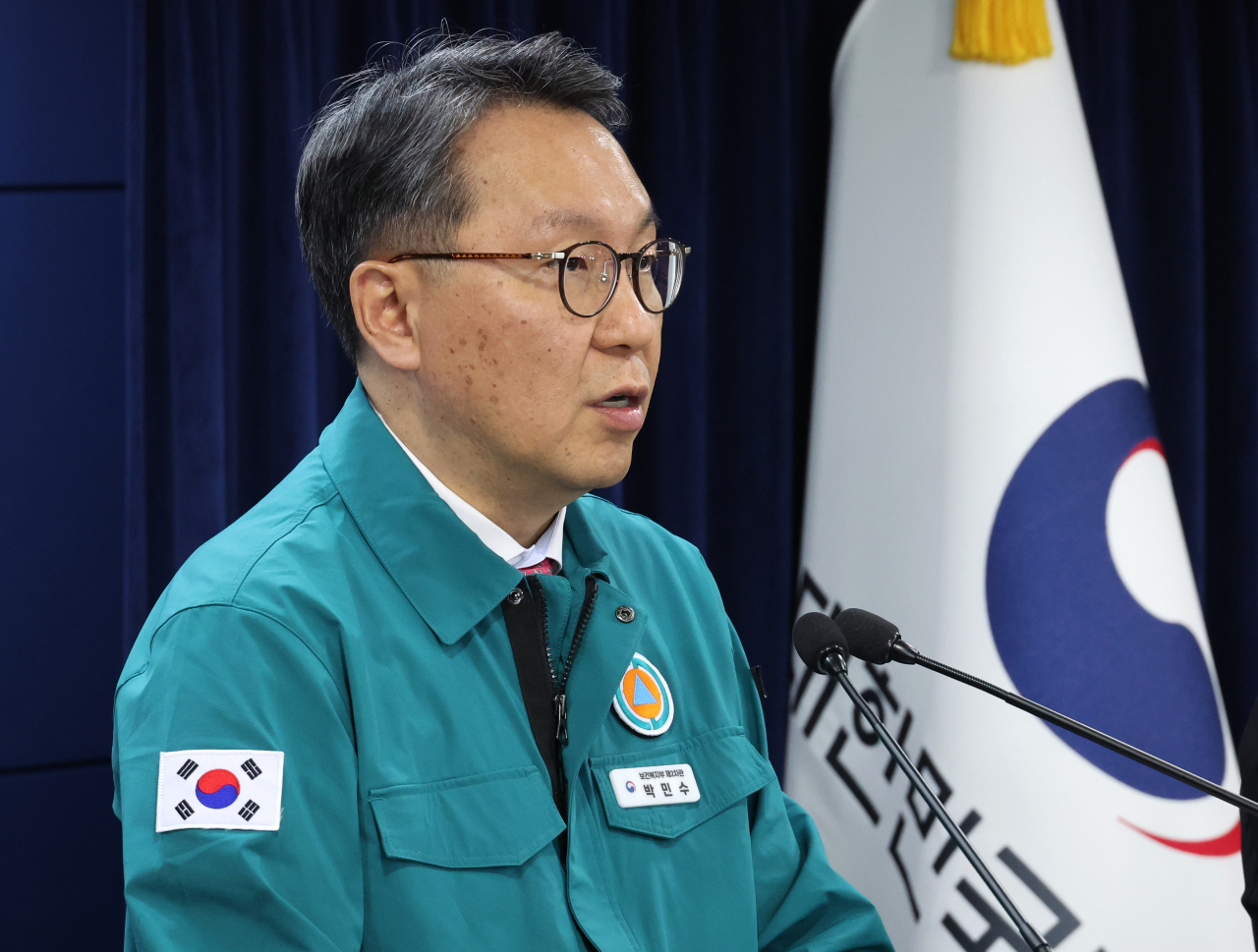 박민수 ‘의사 집단행동 중앙재난안전대책본부(중대본)’ 제1총괄조정관(보건복지부 제2차관)이 10일 종로구 정부서울청사에서 이날 열린 중대본 회의 결과 브리핑을 하고 있다.[연합]