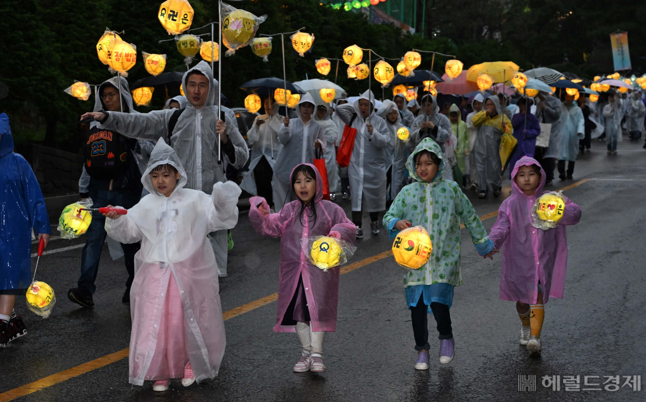 ‘부처님 자비 속, 모두의 축제’ [이상섭의 포토가게]