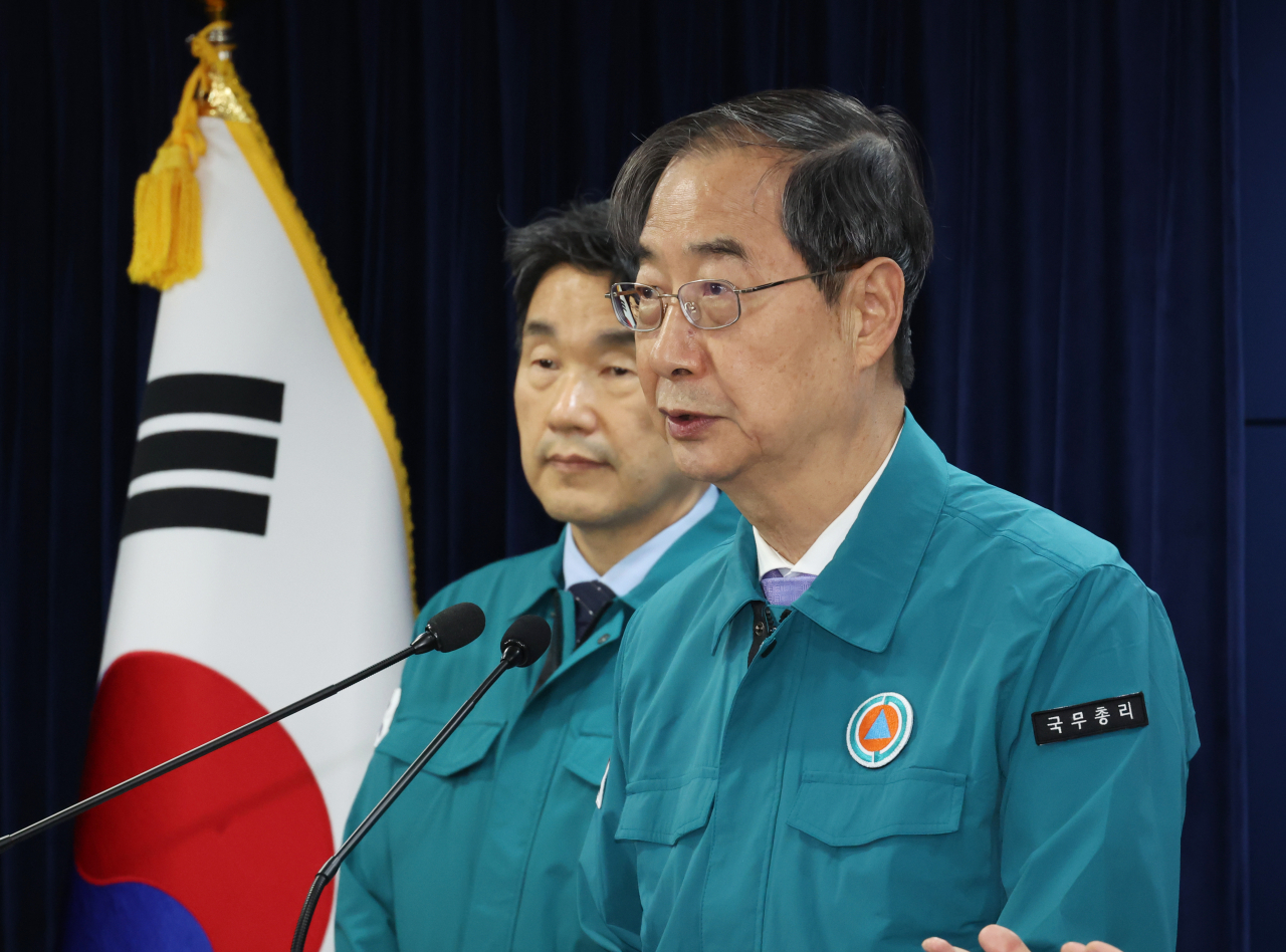 한덕수 국무총리가 16일 정부서울청사에서 의대정원 관련 대국민담화를 발표하고 있다. [연합]