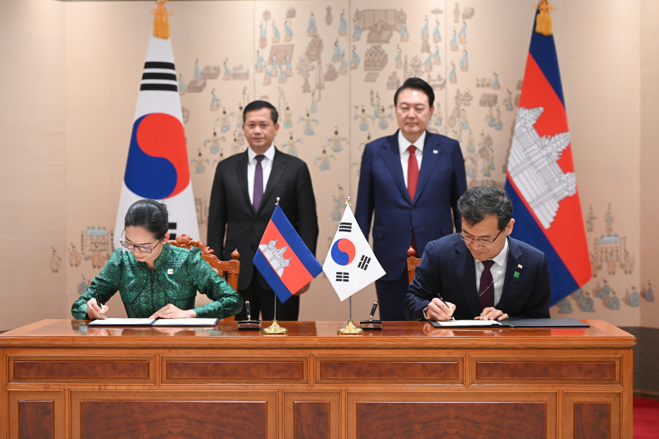 특허청은 16일 대통령실(서울 용산구)에서 한·캄보디아 지식재산 심화협력 양해각서를 채결했다.