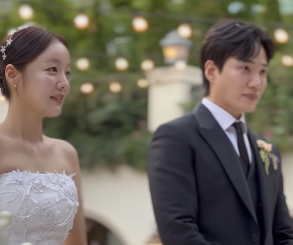 개그맨 김기리(오른쪽)과 배우 문지인(왼쪽)