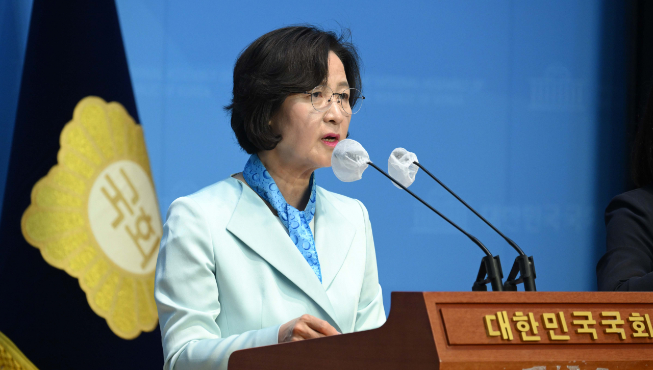 추미애 더불어민주당 당선인이 앞서 서울 여의도 국회 소통관에서 제22대 국회 전반기 의장선거 출마선언을 하는 모습. 이상섭 기자