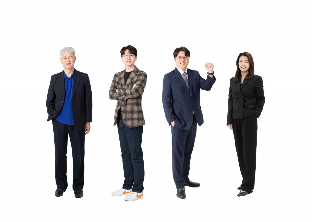 (왼쪽부터) 한윤수 화성외국인노동자센터 소장, 노유헌 ㈜이모코그 대표, 김택균 ㈜탈로스 대표, 장진아 ㈜바이오브릭스 대표