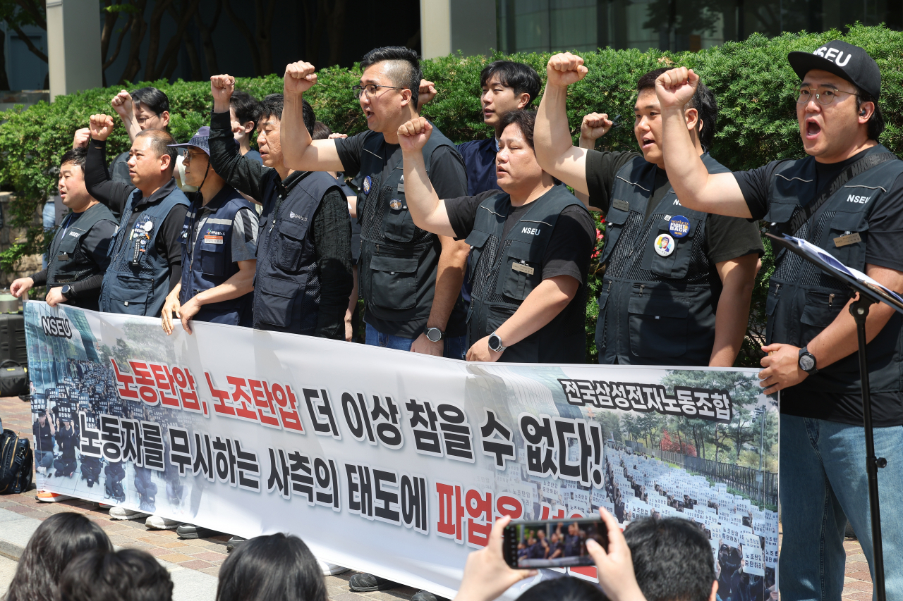 “한국 이대로 괜찮은가” 최대 기업 삼성 갈길 바쁜데…노조는 파업 브레이크 [비즈360]