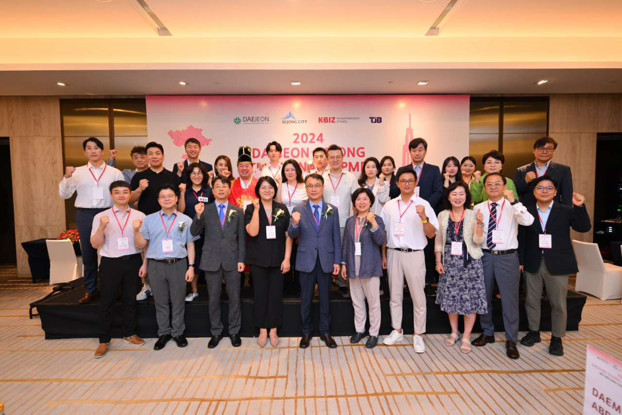 지난 27일~29일까지 베트남에서 열린 2024 대전세종 비즈니스 파트너십 매칭데이 참가한 기업대표들의 기념사진.