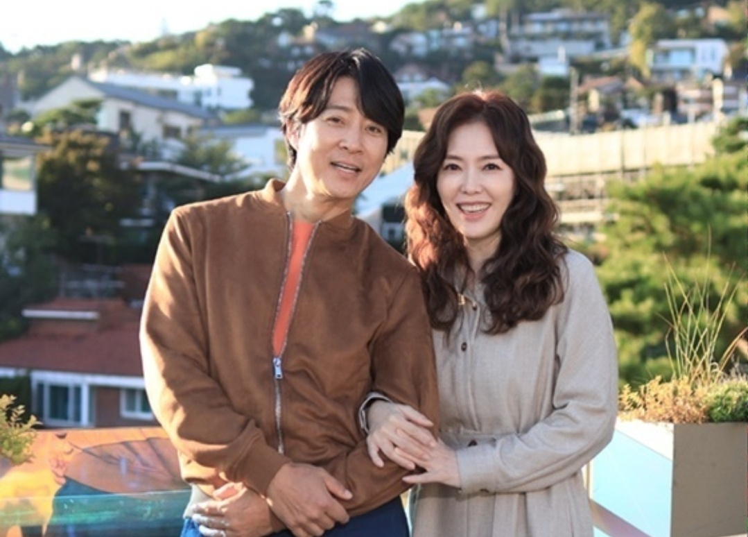 최수종 하희라 부부.[ 사진 = 웰메이드홀딩스 ]