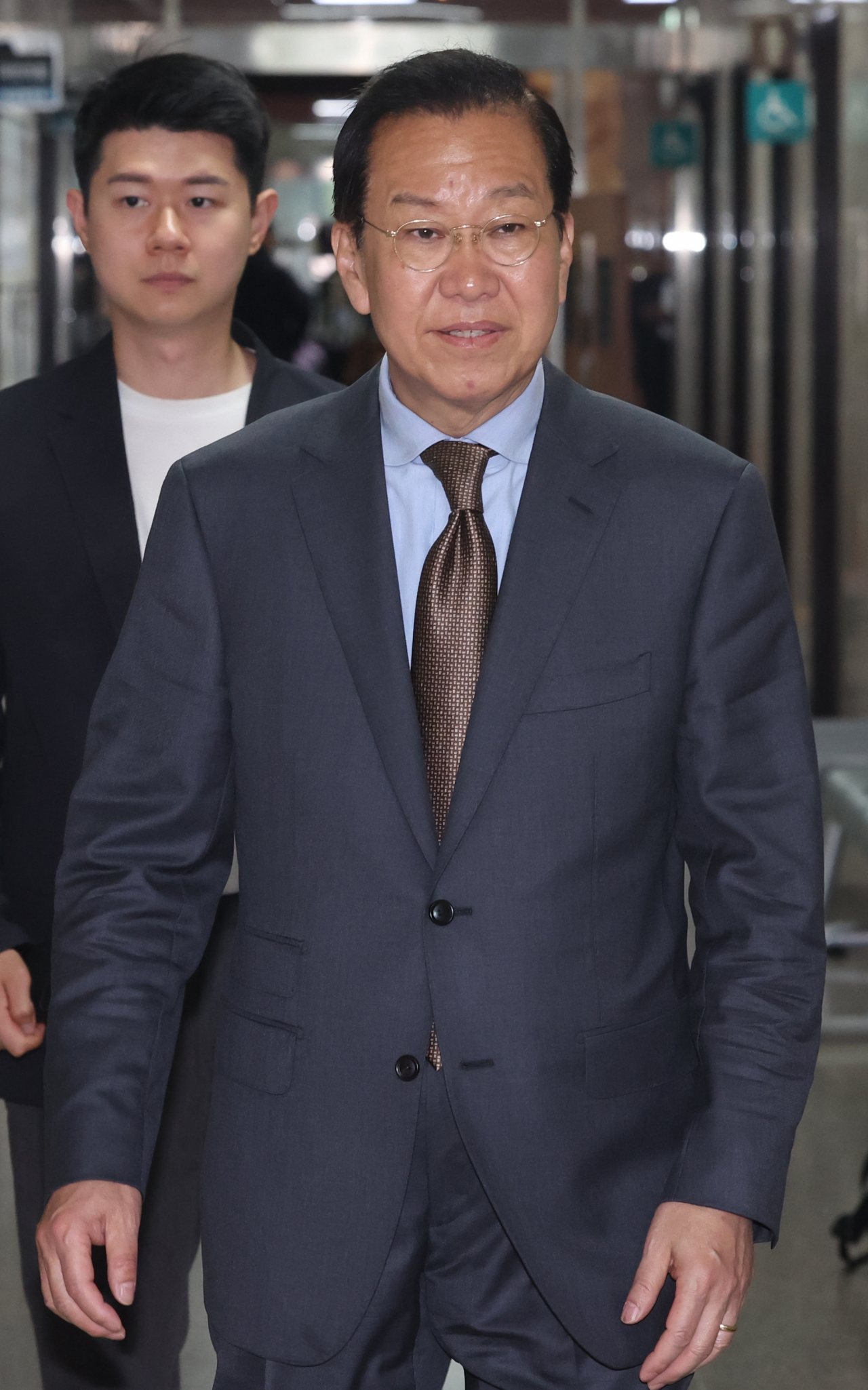 권영세 국민의힘 의원이 15일 서울 여의도 국회에서 열린 4선 이상 국회의원 당선인 간담회에 참석하고 있다. 이상섭 기자