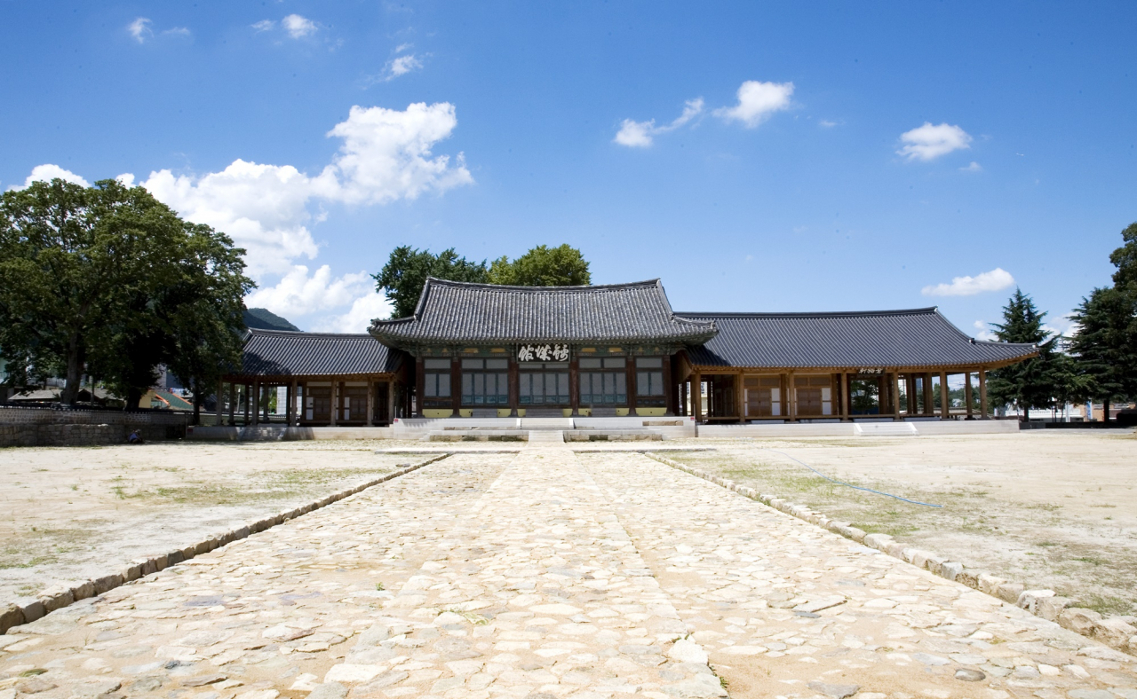 나주 금성관
