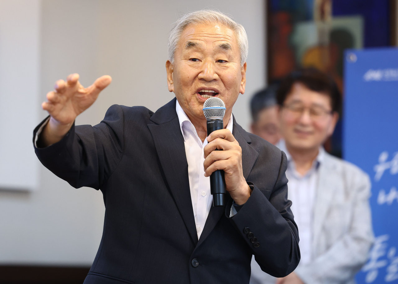 이재오 민주화운동기념사업회 이사장 [연합]