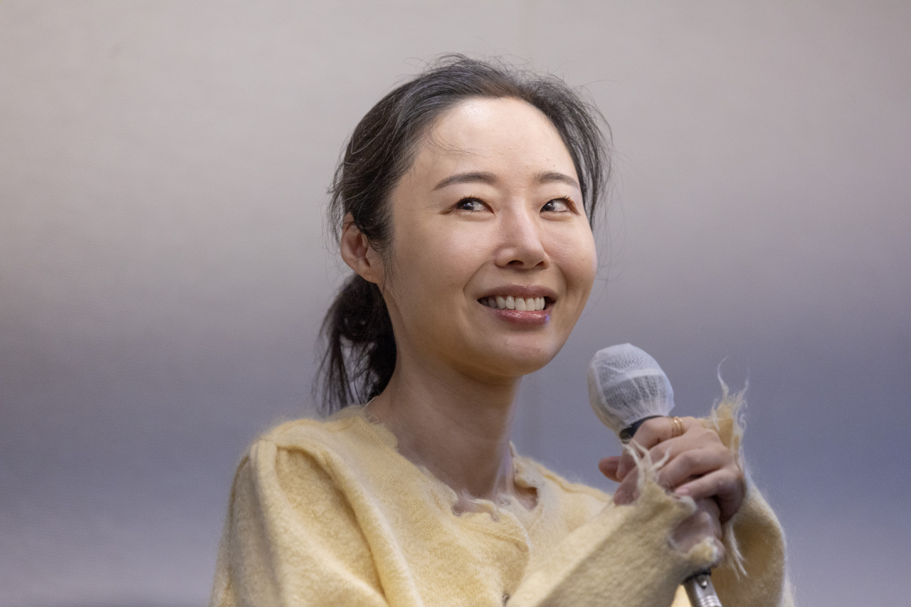 민희진 어도어 대표가 지난달 31일 오후 서울 중구 한국프레스센터에서 이날 오전 열린 어도어 임시주주총회와 관련한 입장을 발표하고 있다. [연합]