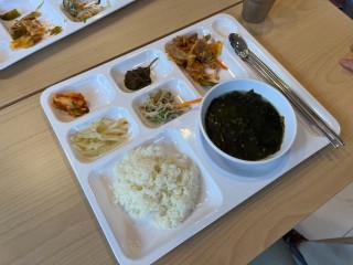 Mapo‘s Hyodo Babsang program becomes model for senior welfare