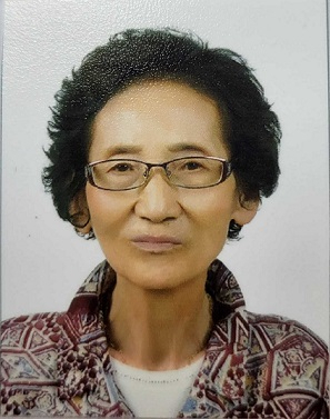 김영애 씨. 89세인 지난해 여권 발급차 찍은 사진이다. [아모레퍼시픽 제공]