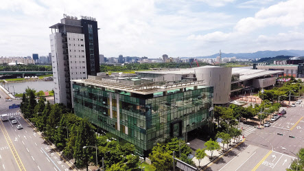 대전 유성구에 위치한 연구개발특구진흥재단 본원