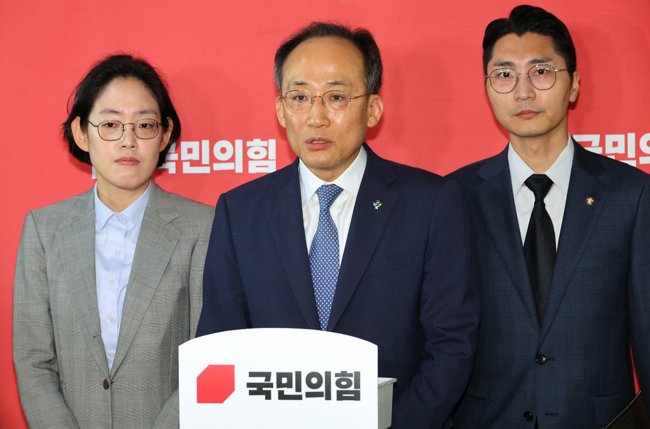 추경호 국민의힘 원내대표가 19일 오전 국회에서 원구성 관련 백브리핑을 하고 있다. [연합]