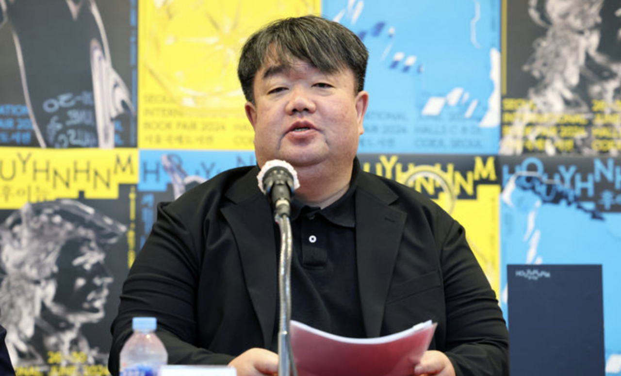 주일우 서울국제도서전 대표가 19일 대한출판문화협회에서 서울국제도서전 기자간담회를 하고 있다. [뉴시스]