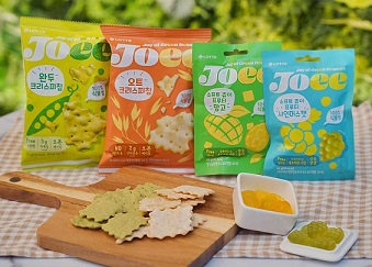 한솔제지의 친환경 포장재 '프로테고 베이직'이 적용된 롯데웰푸드의 식물성 디저트 신제품 '조이' [양사 제공]